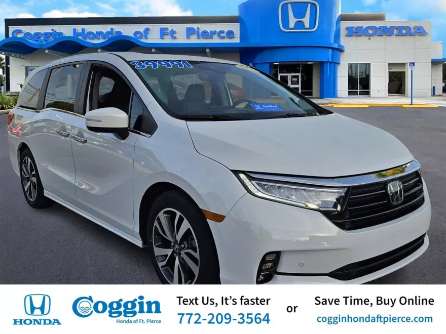 2022 Honda Odyssey Touring photo 1