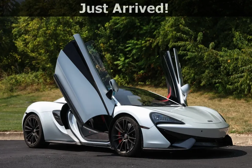 2017 Mclaren 570GT photo 1