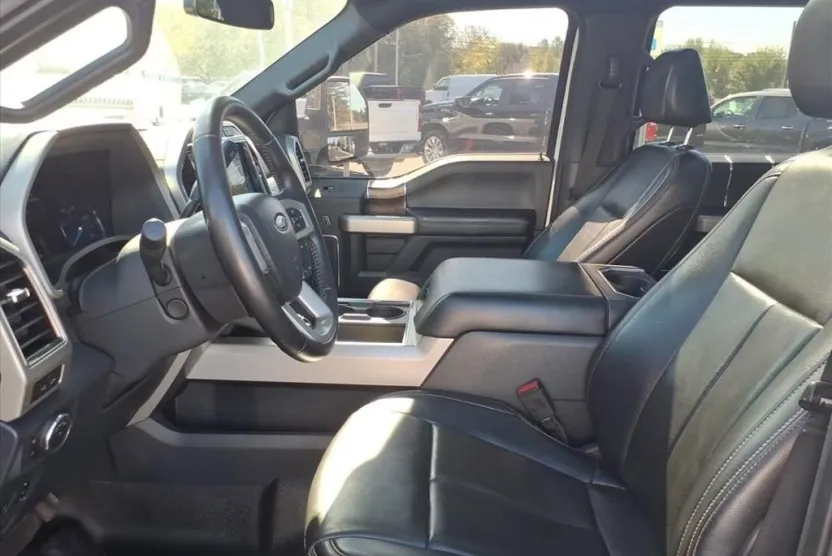 2022 Ford F-350 XL photo 1