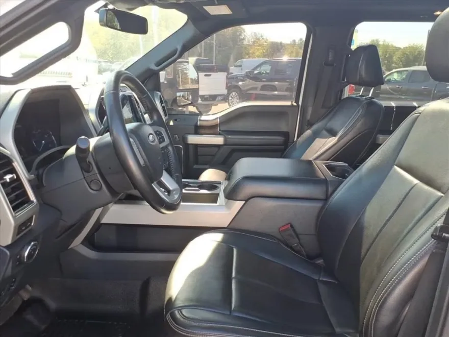 2022 Ford F-350 XL photo 1