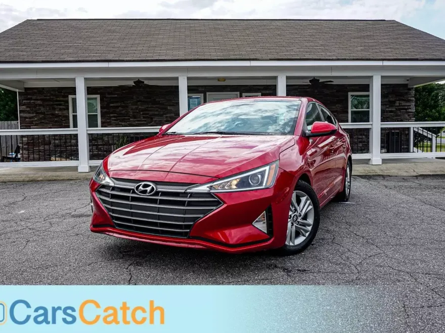 2020 Hyundai Elantra SE photo 1