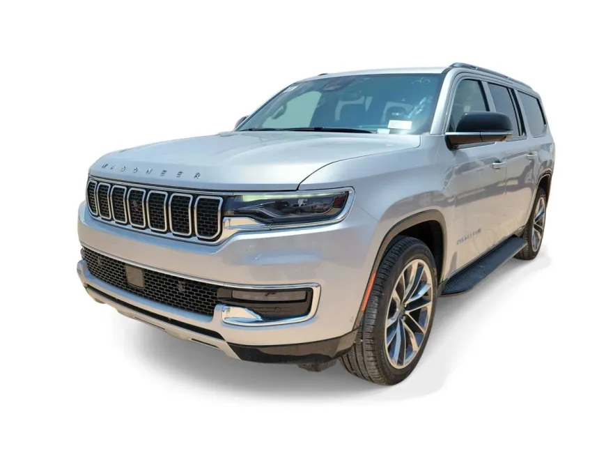 2024 Jeep Wagoneer L Series II photo 1