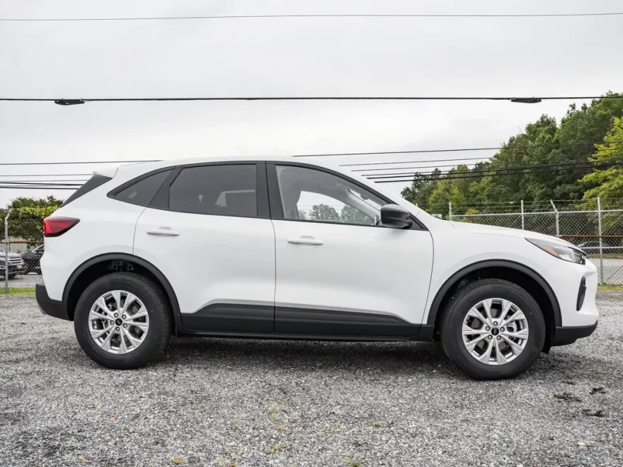 2026 Ford Escape Active photo 1
