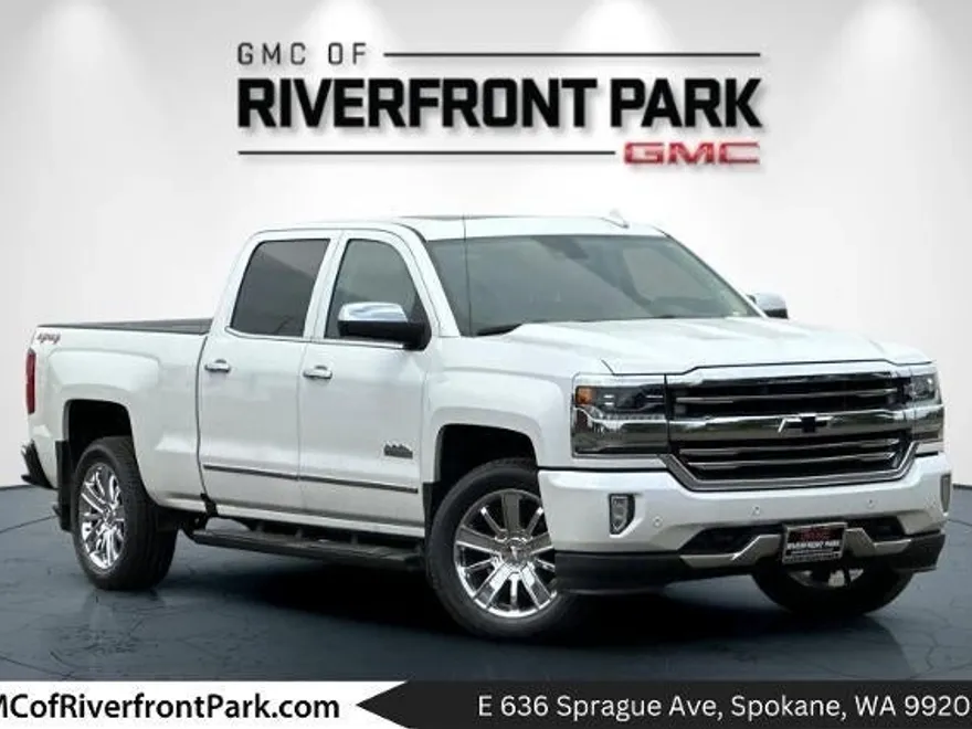 2017 Chevrolet Silverado 1500 High Country photo 1
