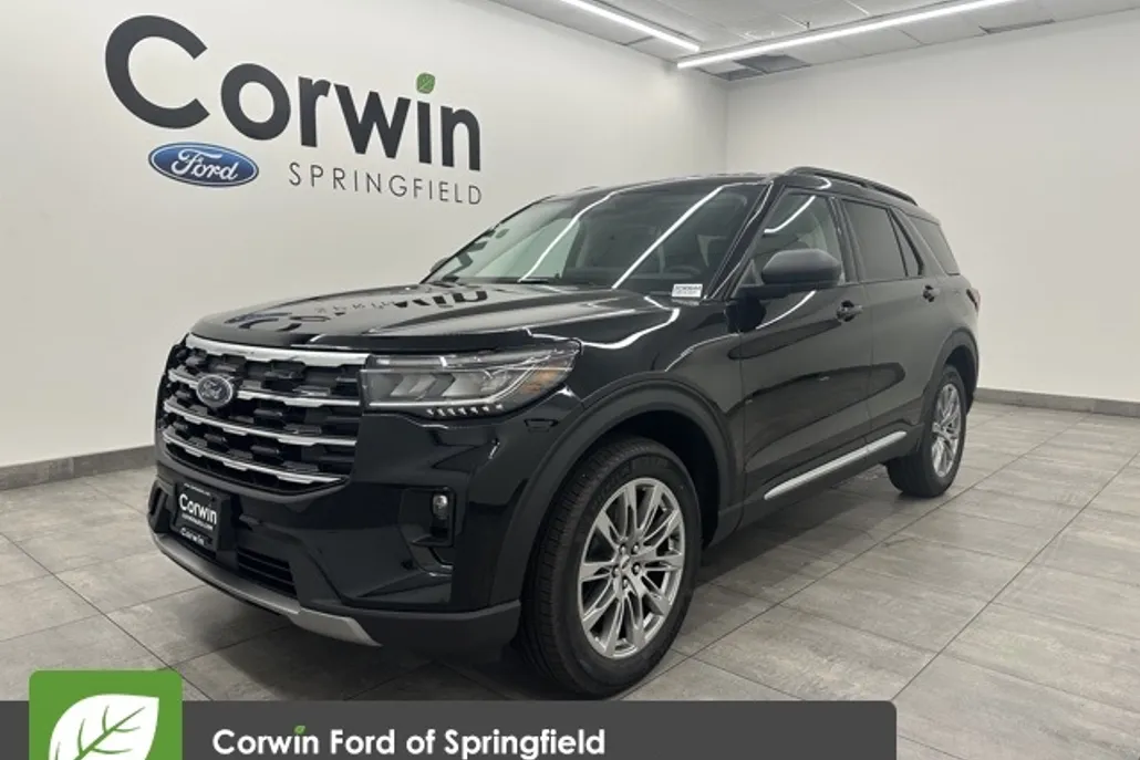 2025 Ford Explorer photo 1
