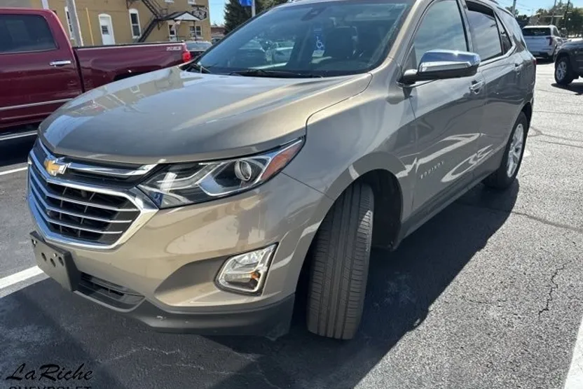2019 Chevrolet Equinox Premier photo 1