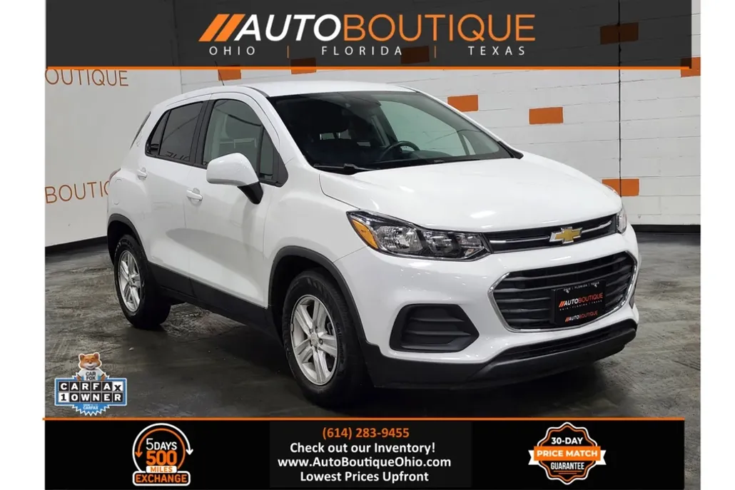 2020 Chevrolet Trax LS photo 1