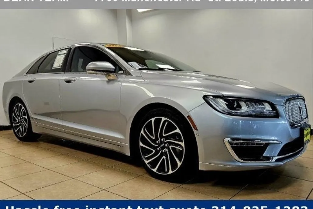 2020 Lincoln MKZ Hybrid Reserve photo 1
