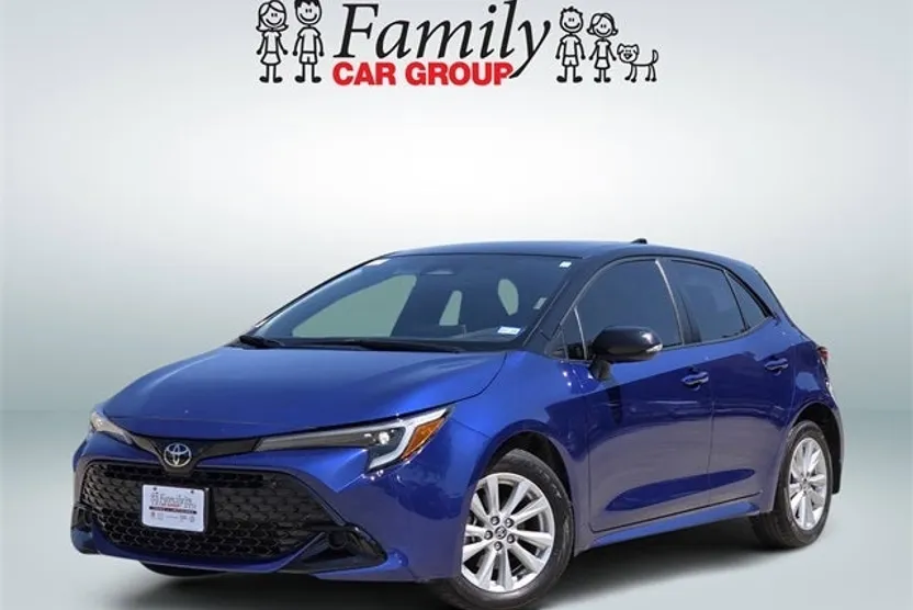 2024 Toyota Corolla SE photo 1