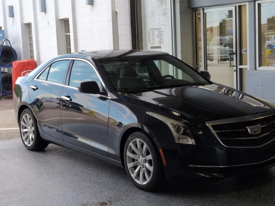 2017 Cadillac ATS Base photo 1