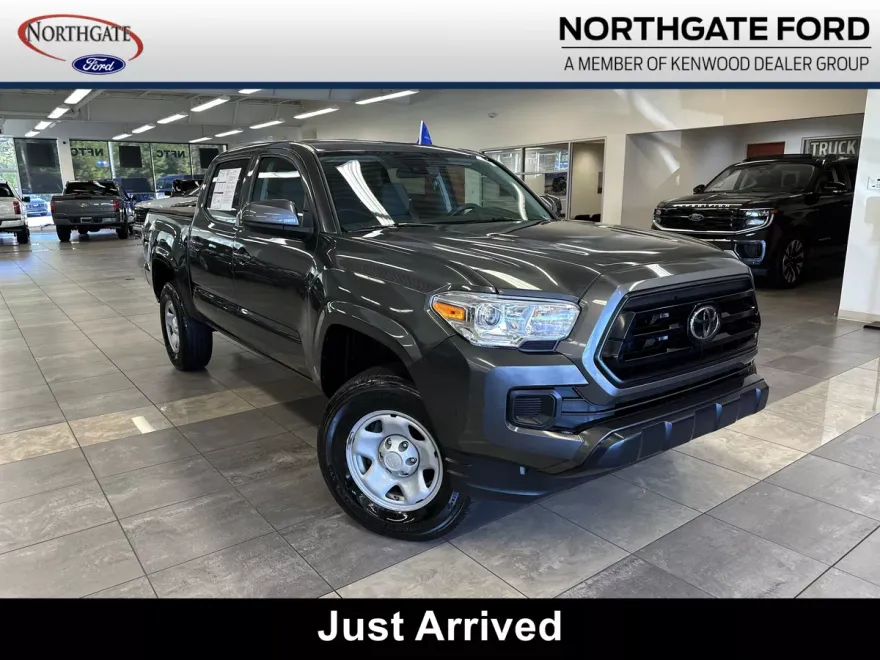 2023 Toyota Tacoma SR V6 photo 1