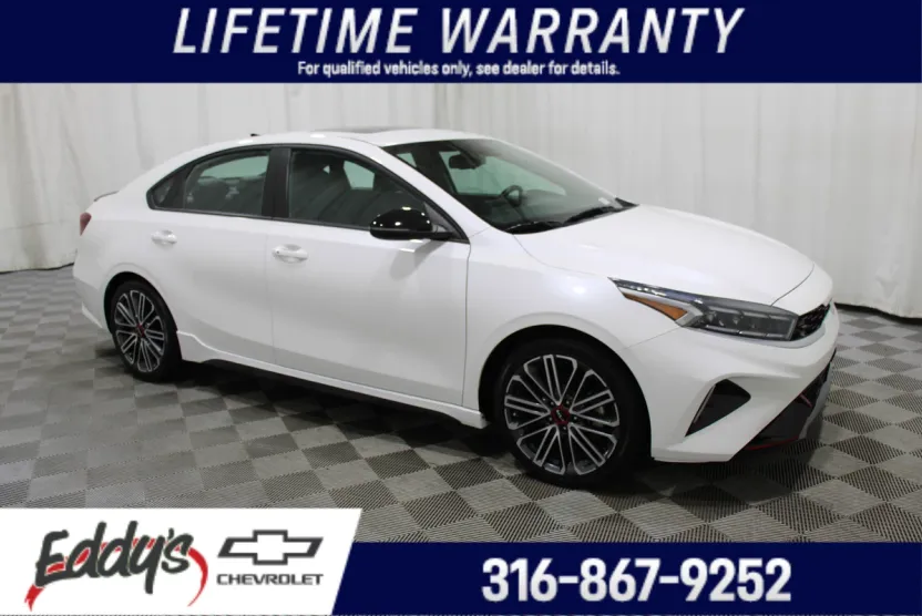 2023 Kia Forte GT photo 1