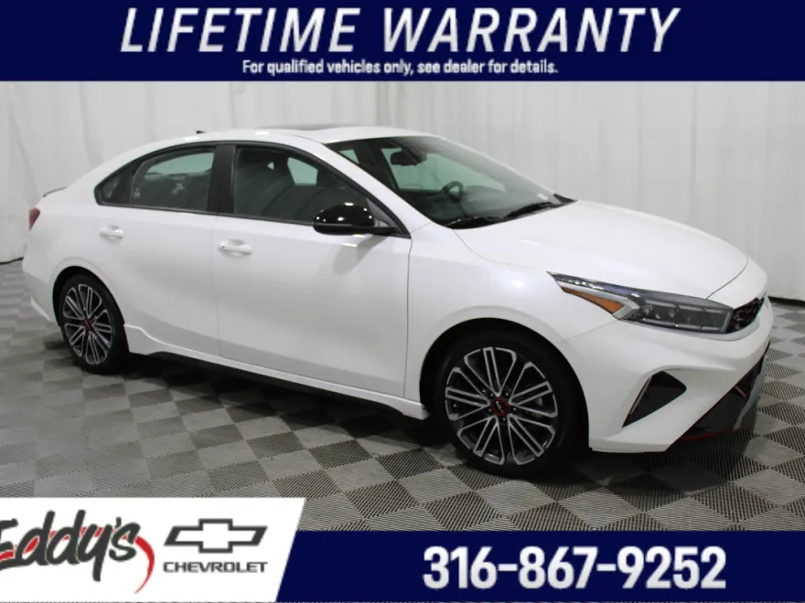 2023 Kia Forte GT photo 1