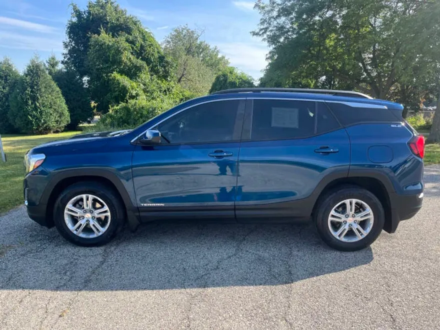 2021 Gmc Terrain SLE photo 1