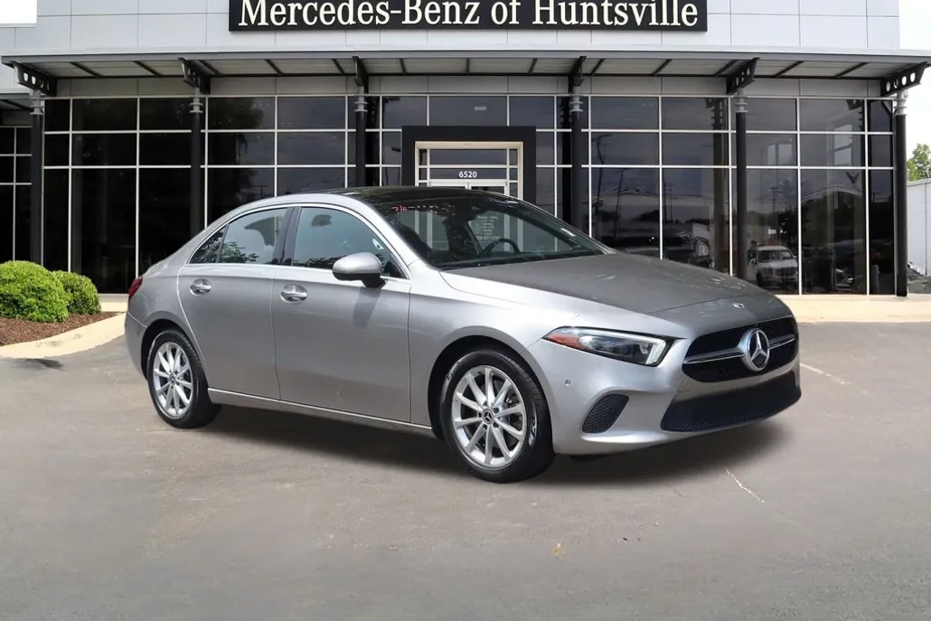 2021 Mercedes Benz A 220 photo 1