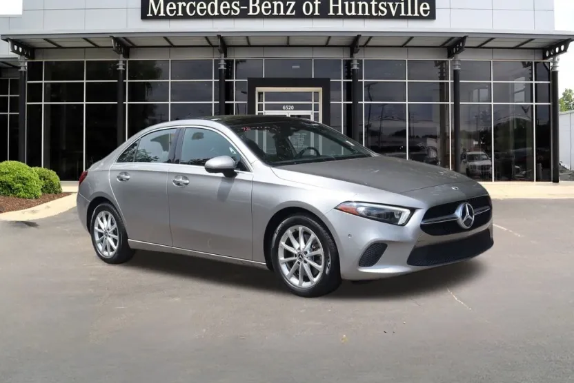 2021 Mercedes Benz A 220 photo 1