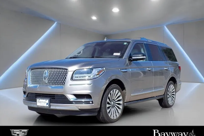 2019 Lincoln Navigator Reserve photo 1