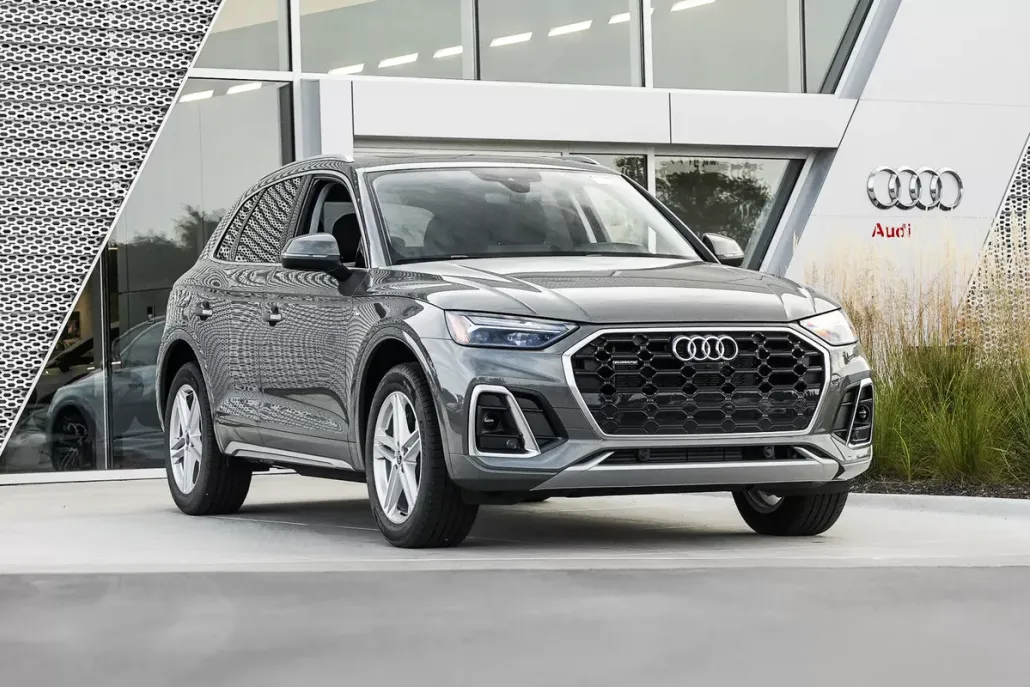 2024 Audi Q5 S line Premium Plus photo 1