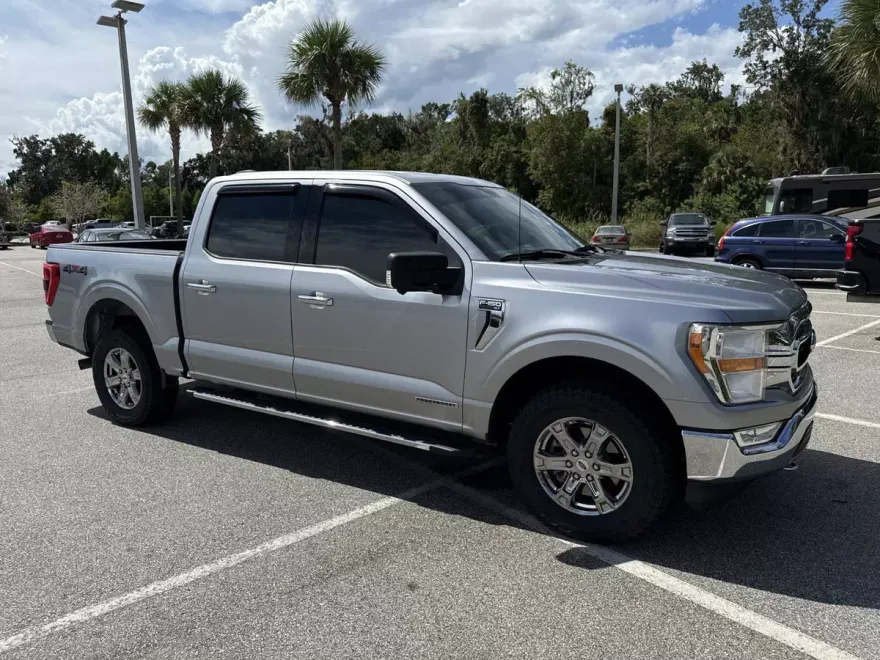 2021 Ford F-150 XLT photo 1