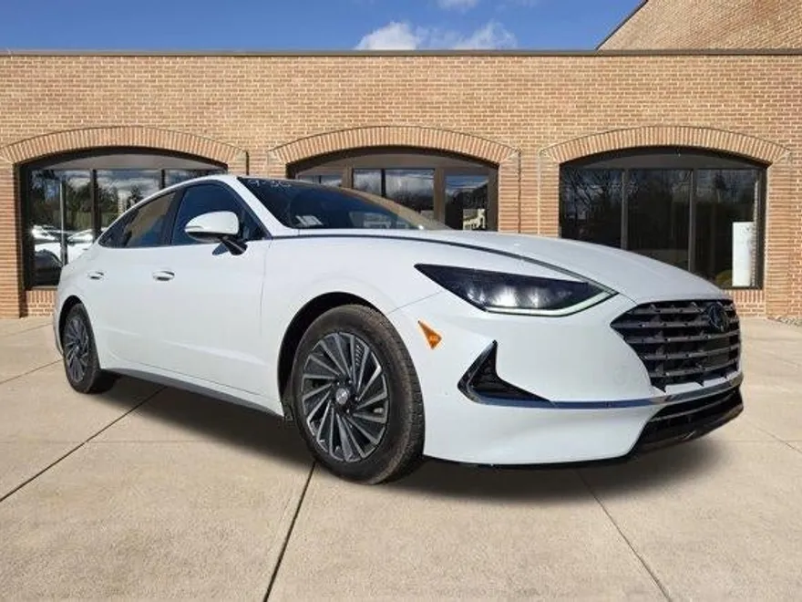2023 Hyundai Sonata Hybrid SEL photo 1
