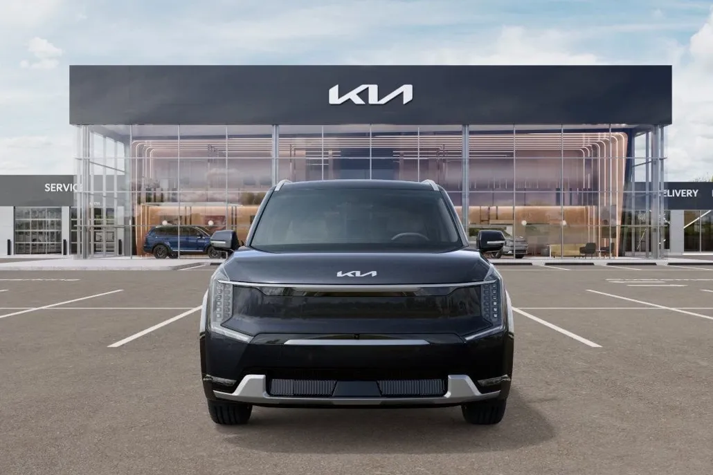 2026 Kia EV9 Land photo 1