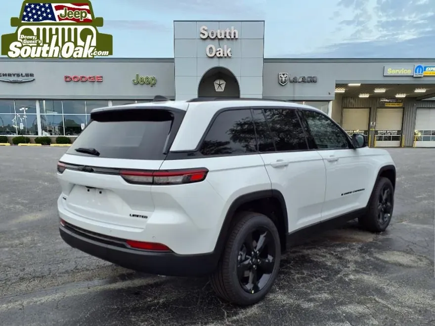 2025 Jeep Grand Cherokee Limited photo 1