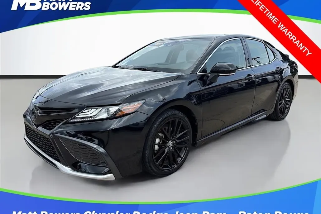 2023 Toyota Camry XSE photo 1