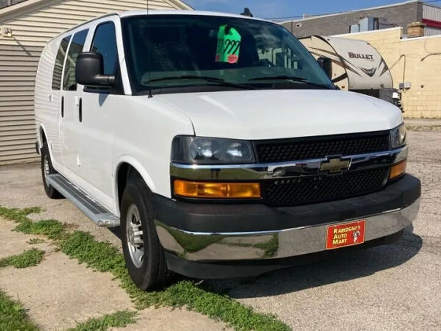 2020 Chevrolet Express 2500 Cargo Van photo 1