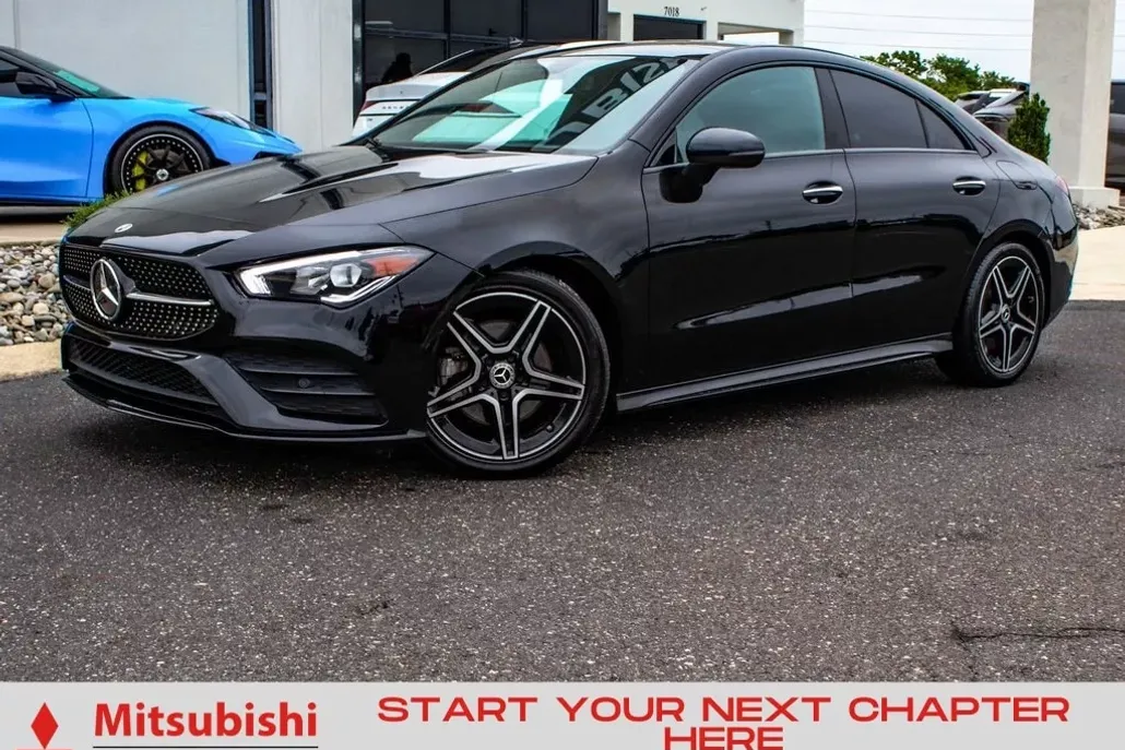 2022 Mercedes Benz CLA 250 4MATIC photo 1