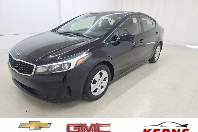 2017 Kia Forte LX Base photo 1