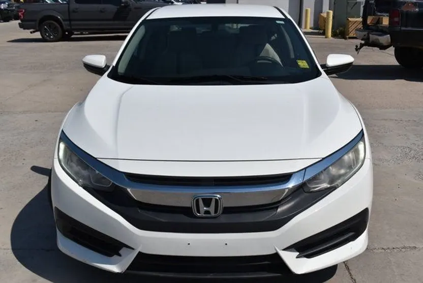 2017 Honda Civic LX photo 1