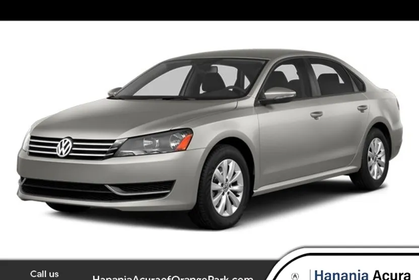 2014 Volkswagen Passat SEL Premium photo 1