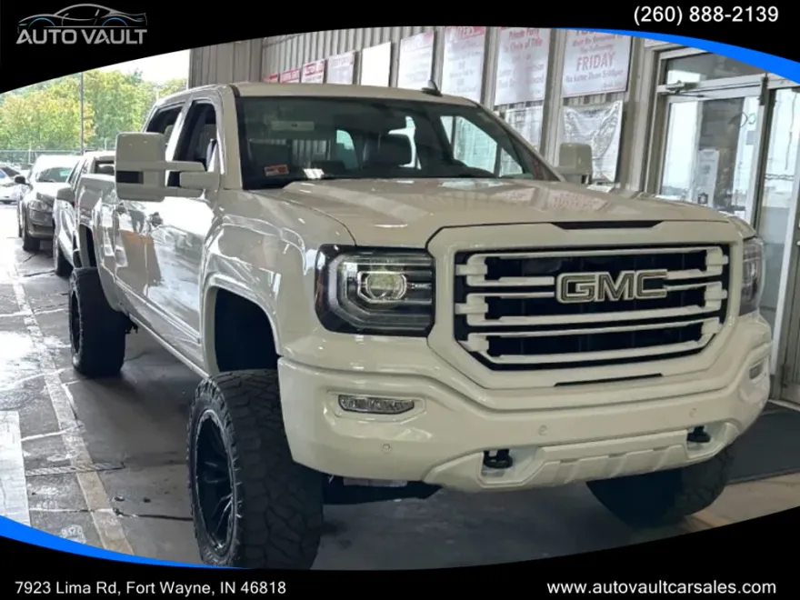 2017 Gmc Sierra 1500 SLT photo 1