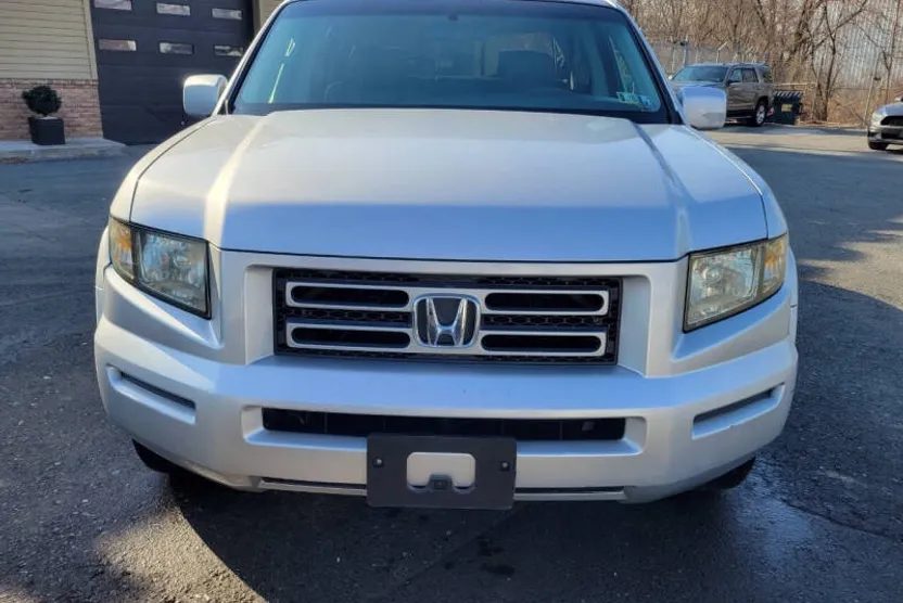 2007 Honda Ridgeline RTS photo 1