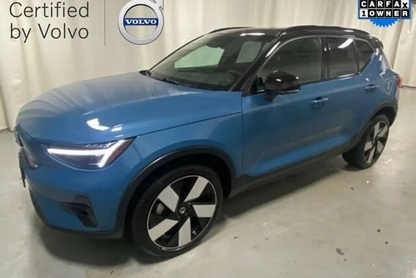 2023 Volvo XC40 Recharge Ultimate photo 1