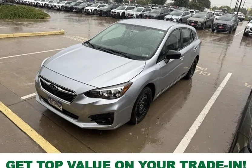 2019 Subaru Impreza 2.0i photo 1