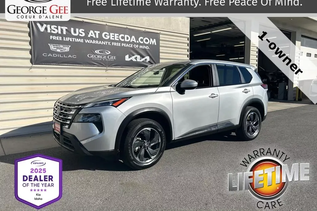 2024 Nissan Rogue SV photo 1