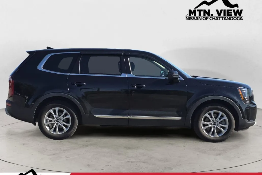 2020 Kia Telluride LX photo 1