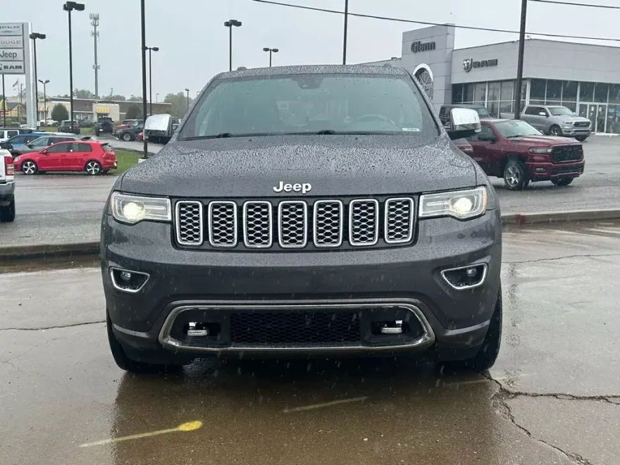2017 Jeep Grand Cherokee Overland photo 1