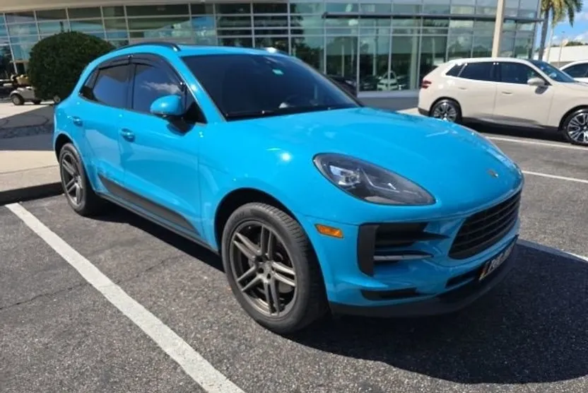 2021 Porsche Macan Base photo 1