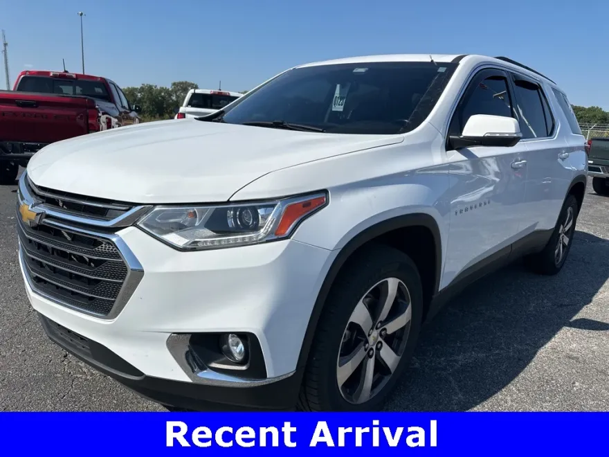 2021 Chevrolet Traverse Leather photo 1
