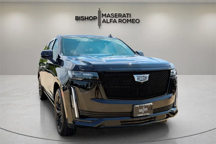 2023 Cadillac Escalade ESV Sport Platinum photo 1