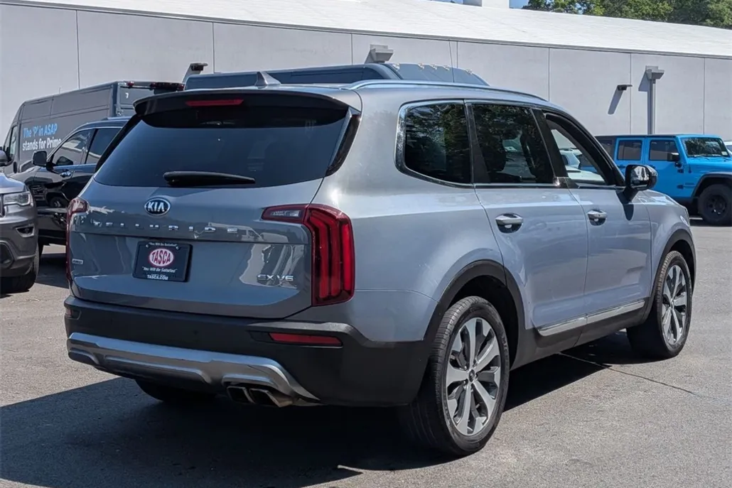 2020 Kia Telluride EX photo 1