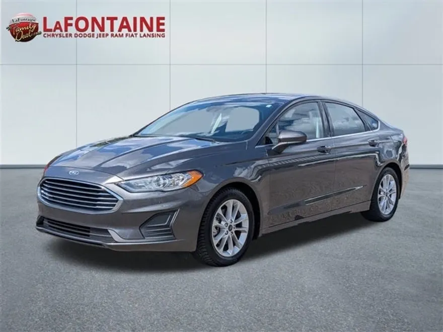 2019 Ford Fusion SE photo 1