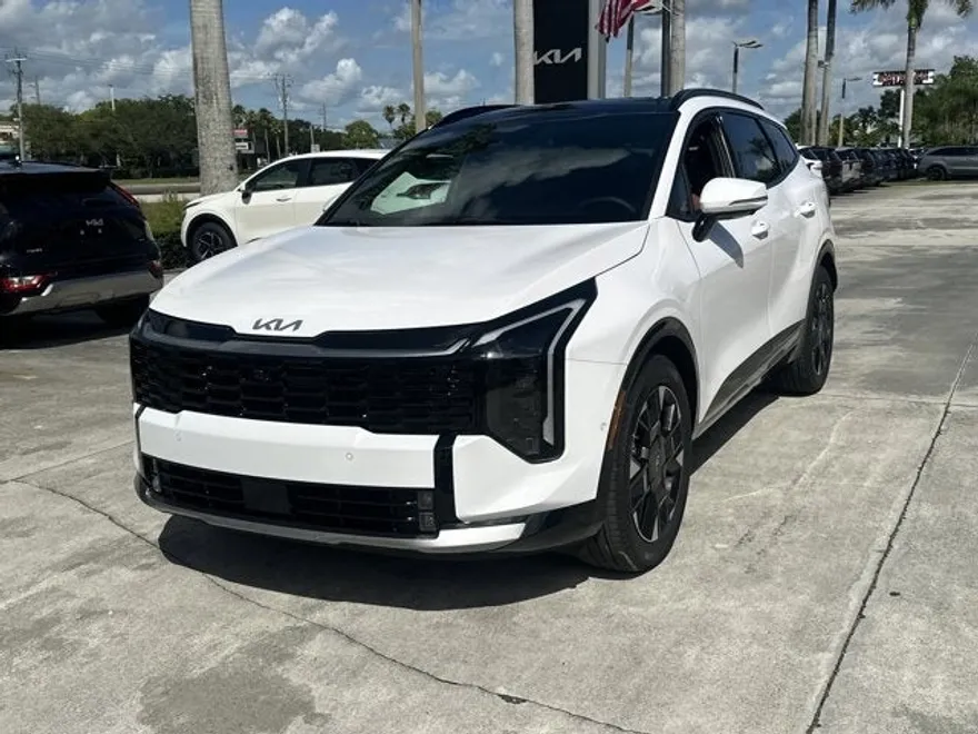 2026 Kia Sportage photo 1