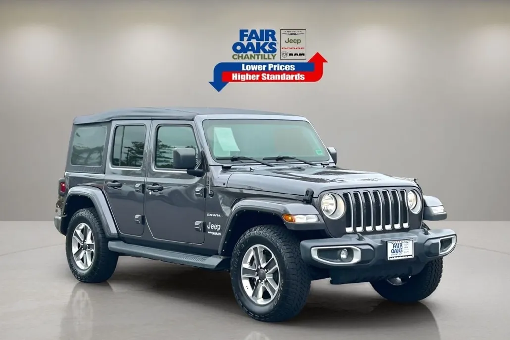 2021 Jeep Wrangler Unlimited Sahara photo 1