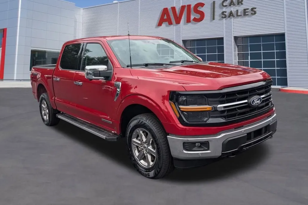 2024 Ford F-150 XLT photo 1