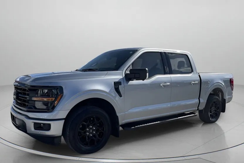 2024 Ford F-150 XLT photo 1