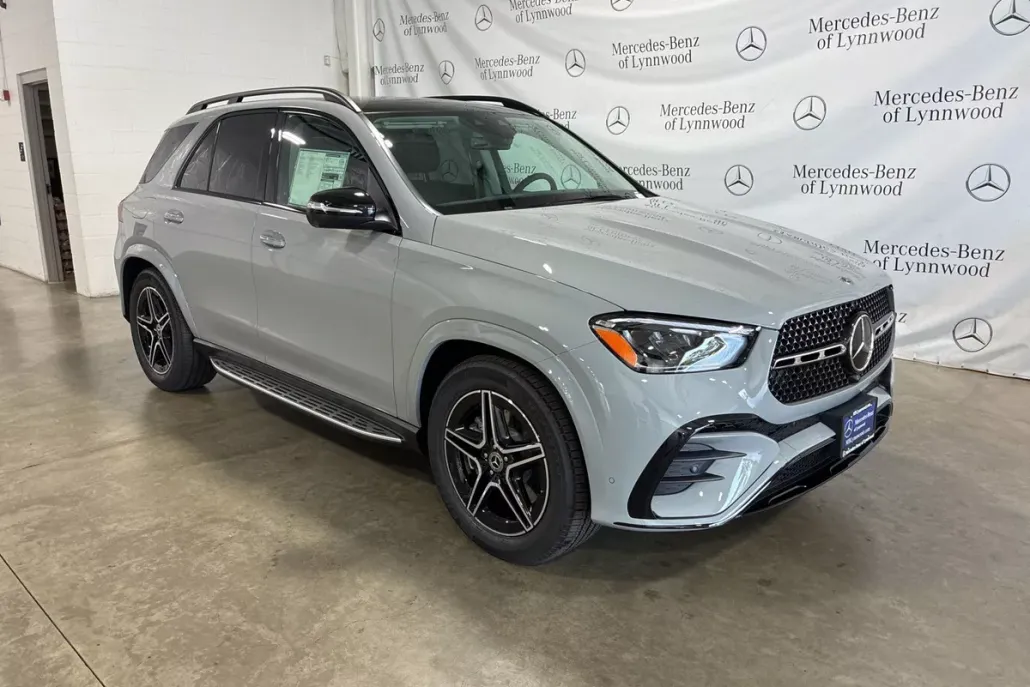 2026 Mercedes Benz GLE 450 4MATIC photo 1