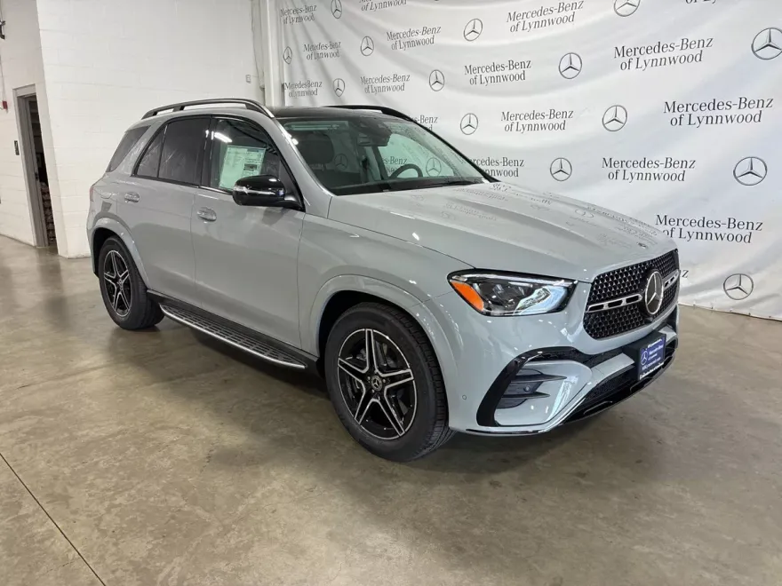 2026 Mercedes Benz GLE 450 4MATIC photo 1